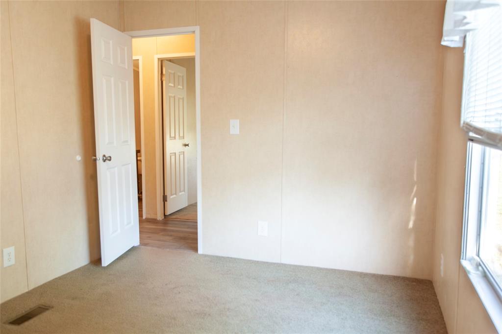 112 Se Front Street Property Photo 20