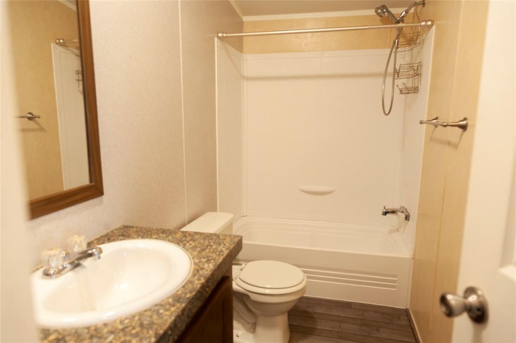 112 Se Front Street Property Photo 22