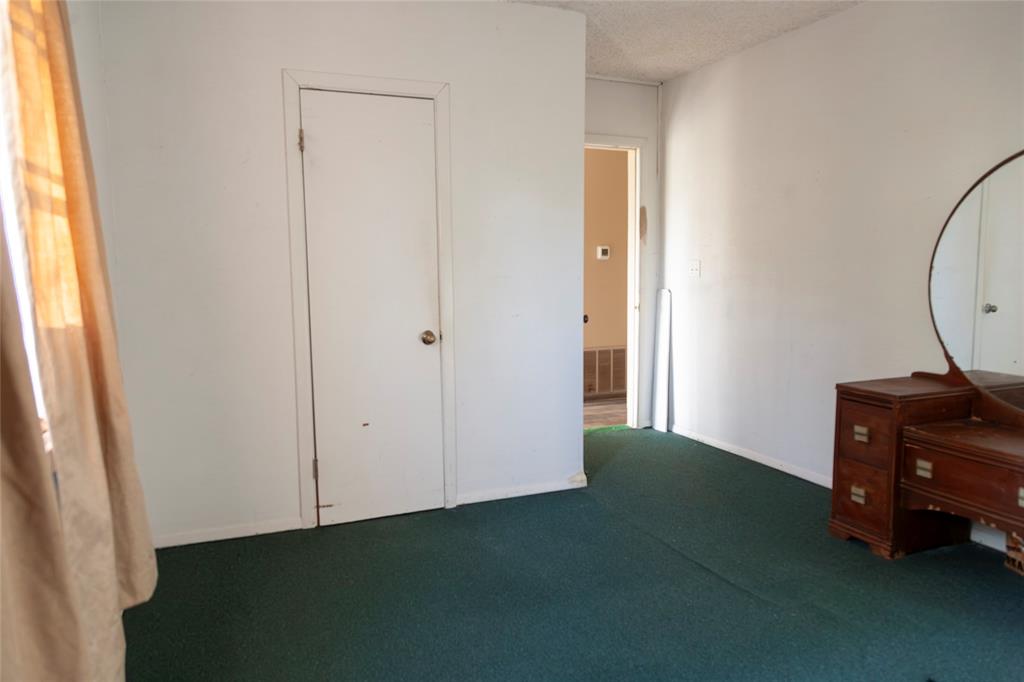 112 Se Front Street Property Photo 34