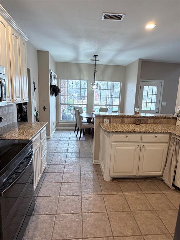 103 Tusk Court Property Photo 6