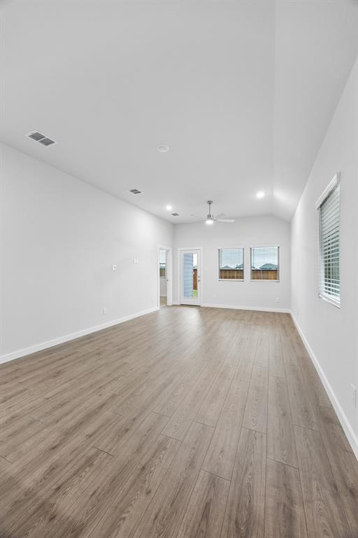 360 Millwood Road Property Photo 11