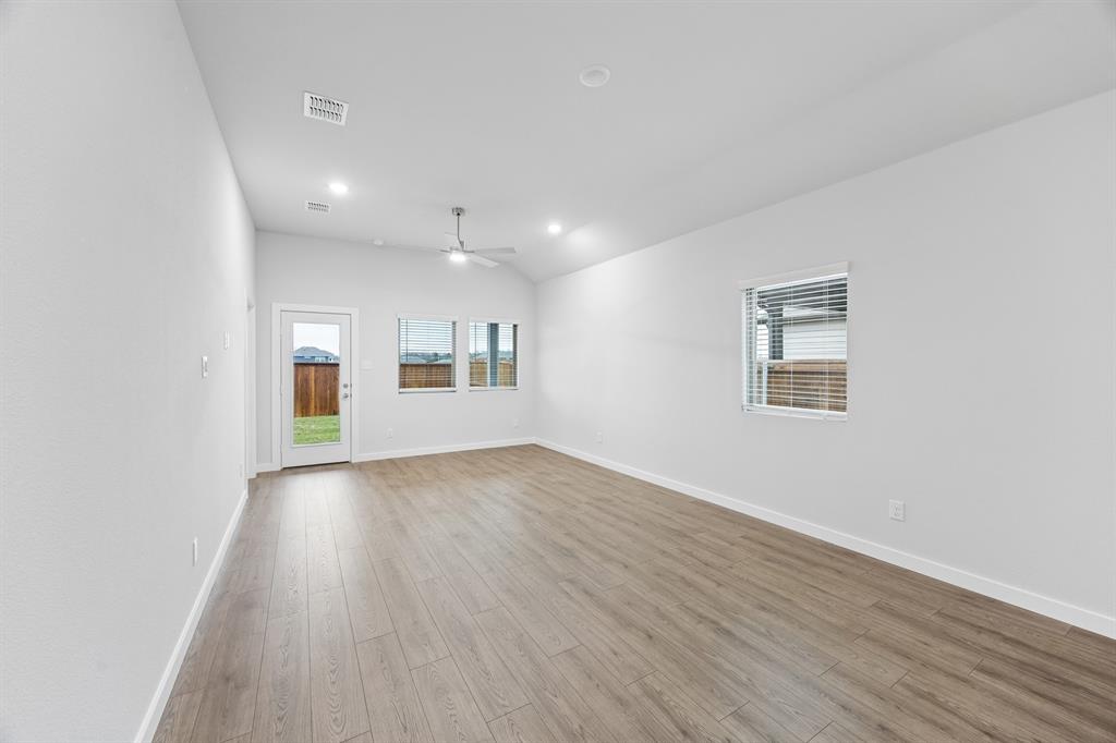 360 Millwood Road Property Photo 13