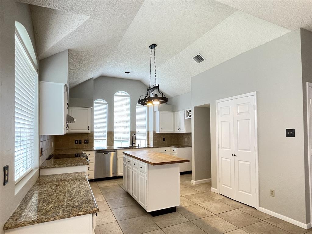 3616 Worthington Way Property Photo 8
