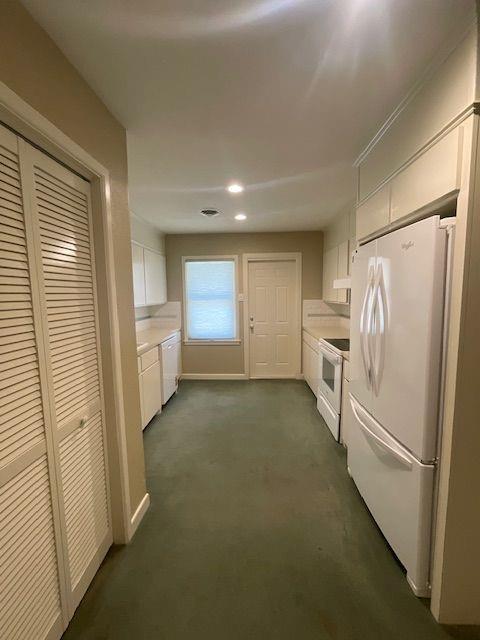 1142 Highland Avenue 1140 Property Photo 8
