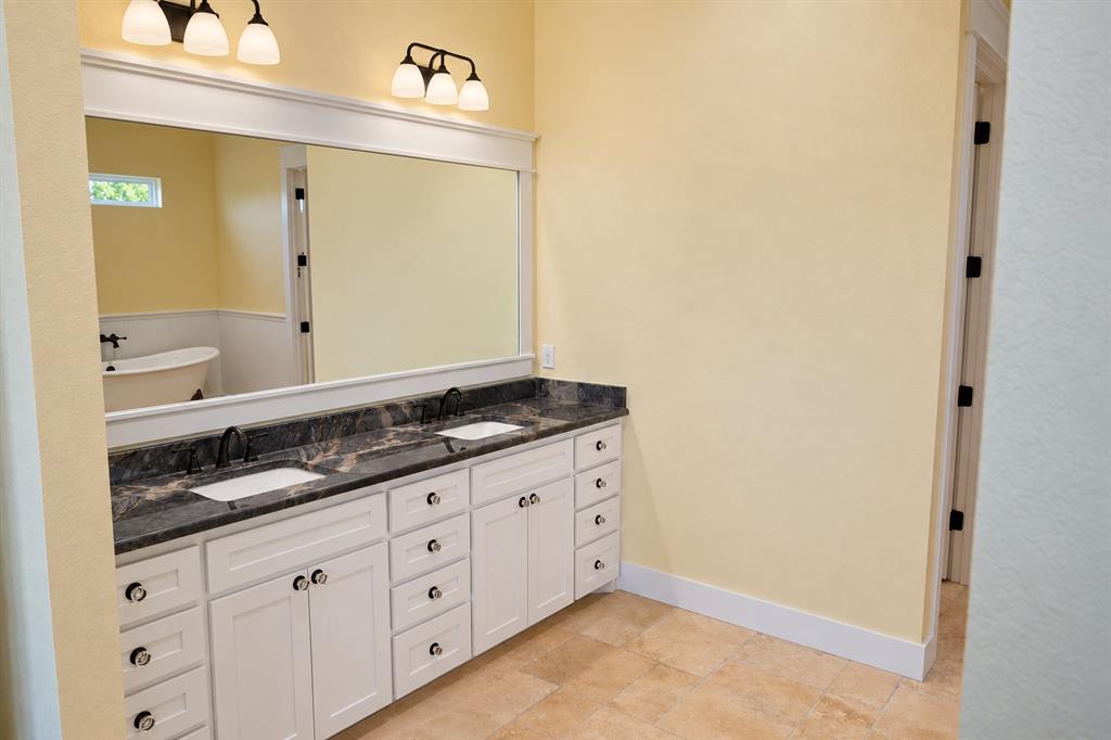 109 Bear Cat Court Property Photo 24