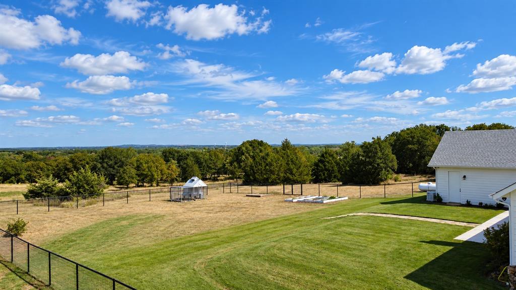109 Bear Cat Court Property Photo 31