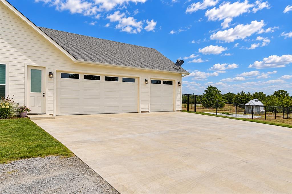 109 Bear Cat Court Property Photo 37