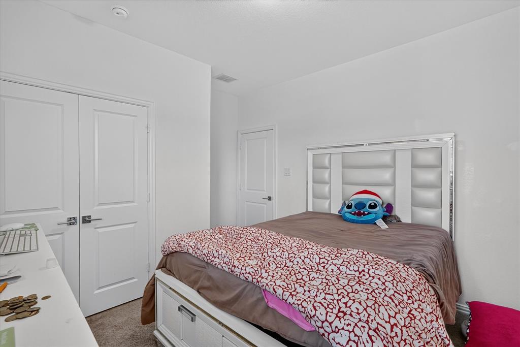 1458 Martingale Lane Property Photo 14