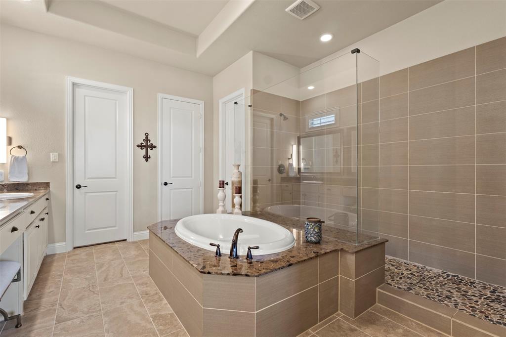 1611 Chisholm Trail Property Photo 16