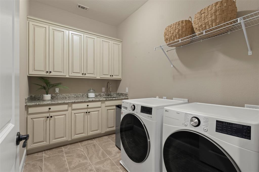 1611 Chisholm Trail Property Photo 29