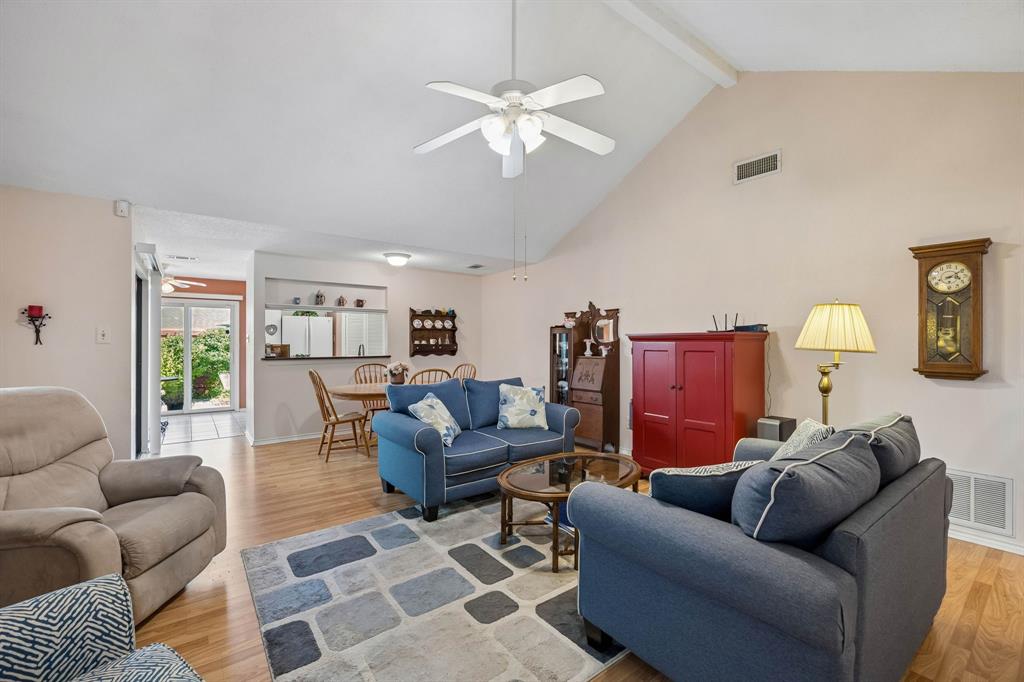 1902 Wyatt Drive Property Photo 5