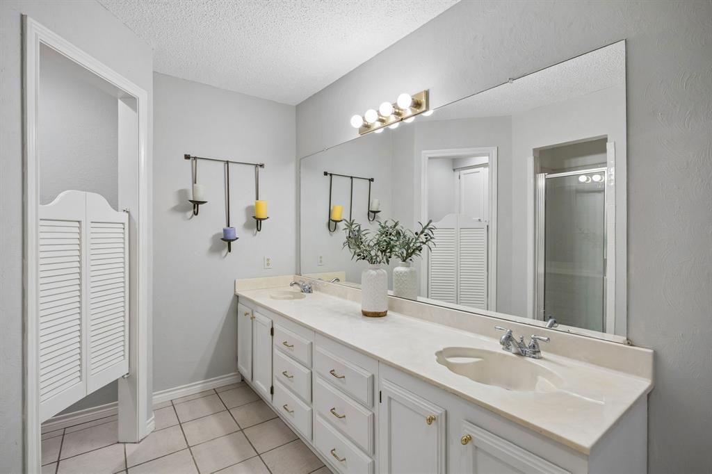1902 Wyatt Drive Property Photo 17
