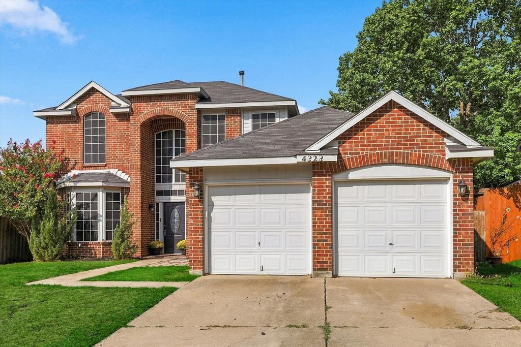 4323 Briar Hill Drive Property Photo 4