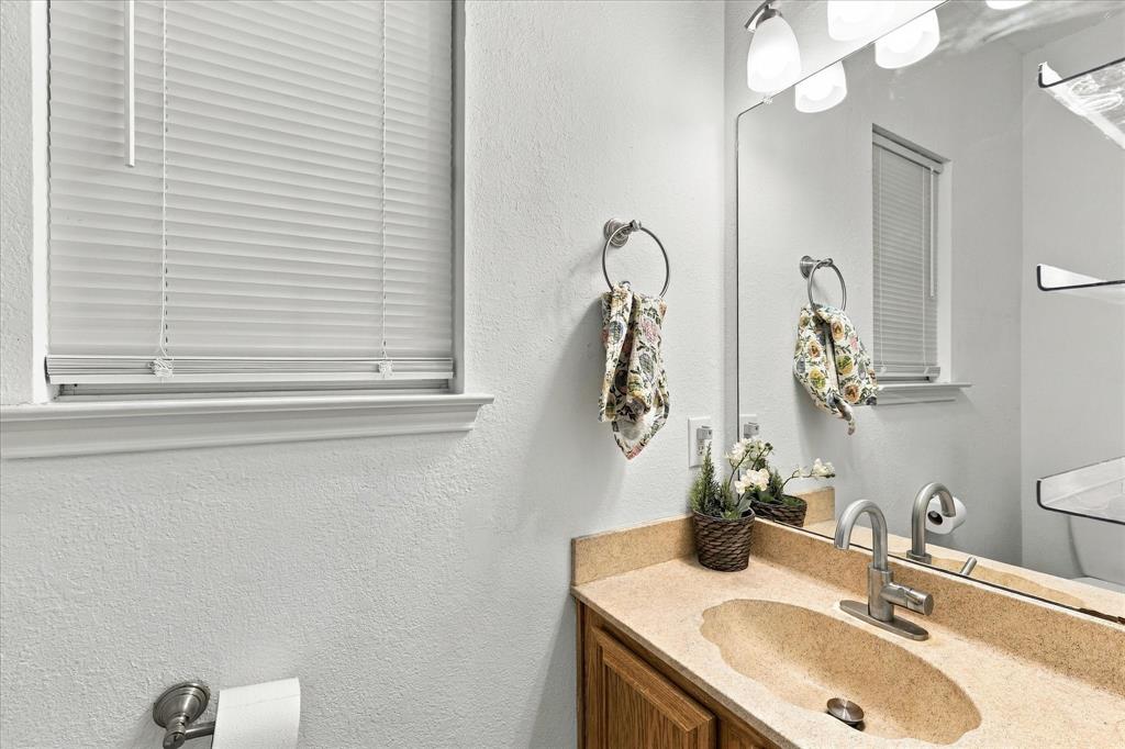 4323 Briar Hill Drive Property Photo 35