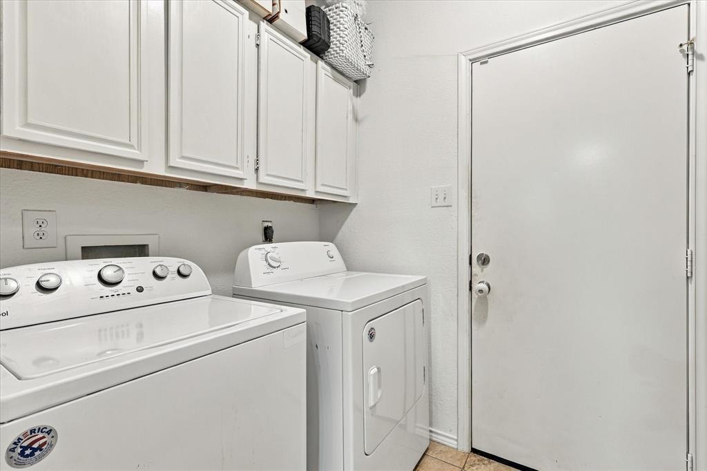4323 Briar Hill Drive Property Photo 37