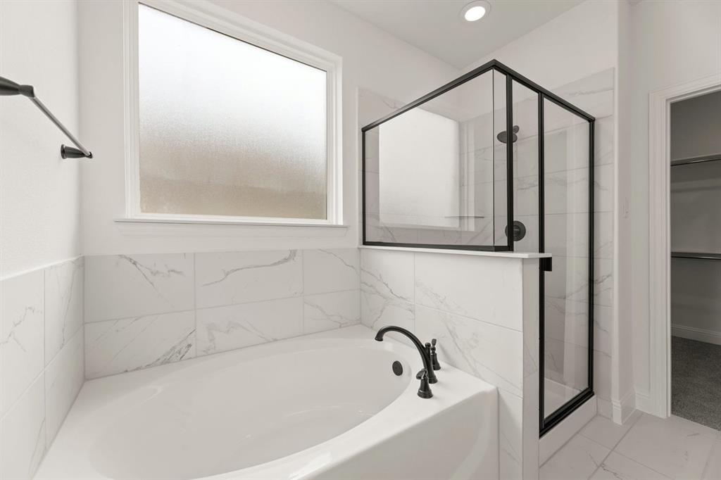 2120 Bloomsbury Lane Property Photo 11