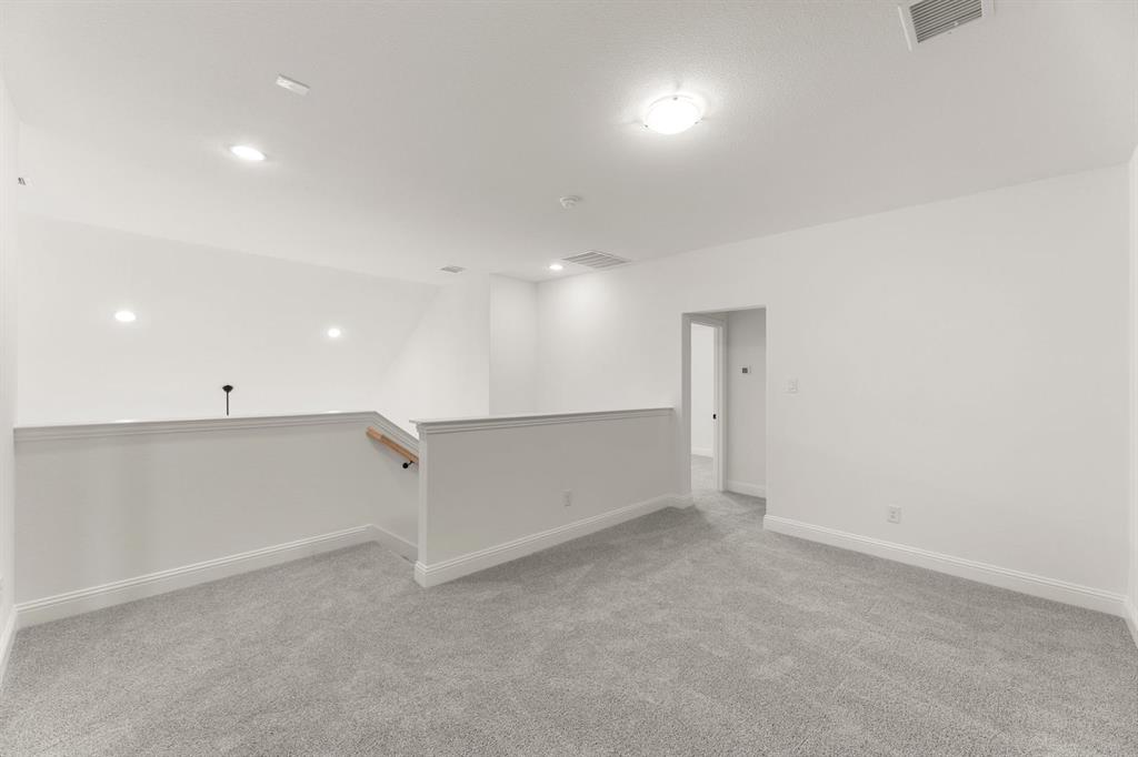2120 Bloomsbury Lane Property Photo 14