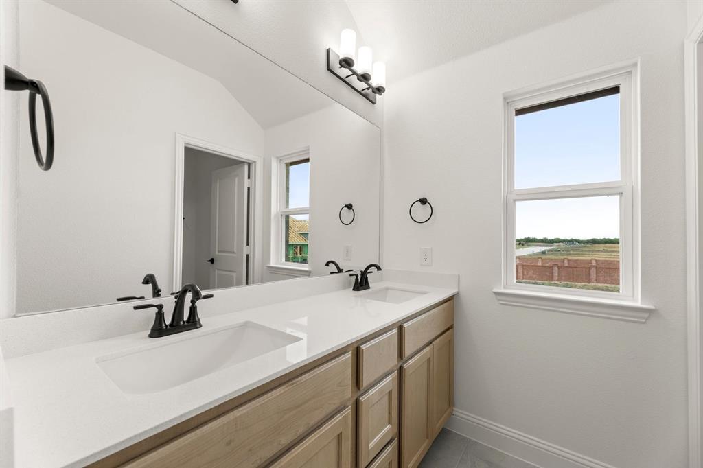 2120 Bloomsbury Lane Property Photo 17