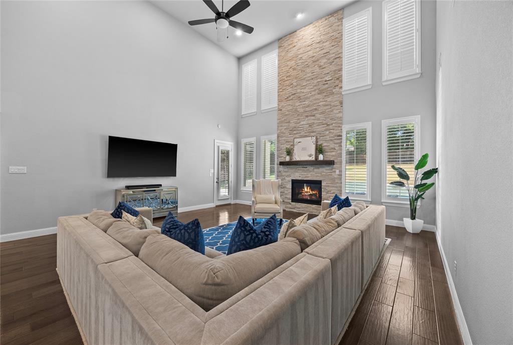 4212 Lombardy Court Property Photo 10