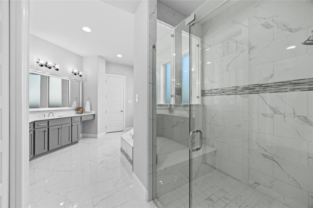 4212 Lombardy Court Property Photo 18