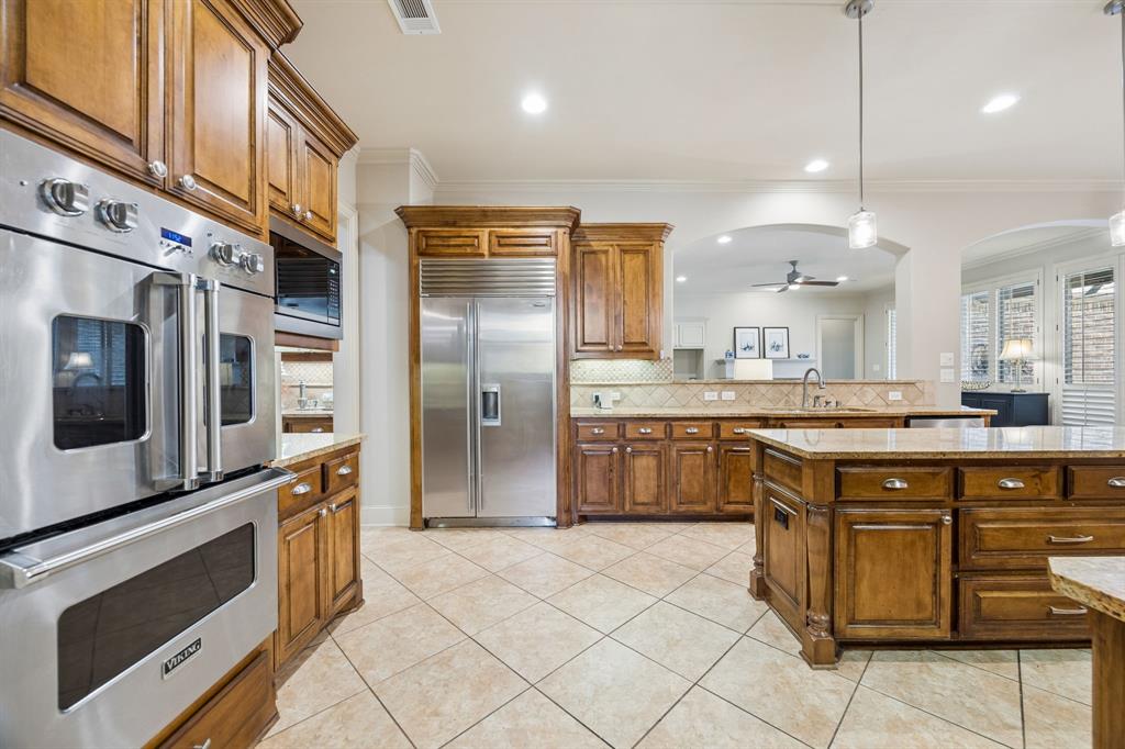 1401 Luckenbach Drive Property Photo 13