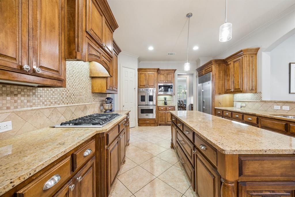 1401 Luckenbach Drive Property Photo 14