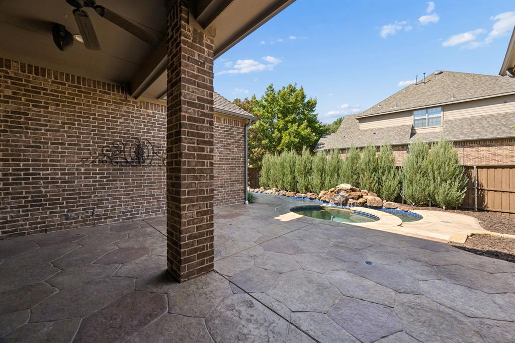 1401 Luckenbach Drive Property Photo 35