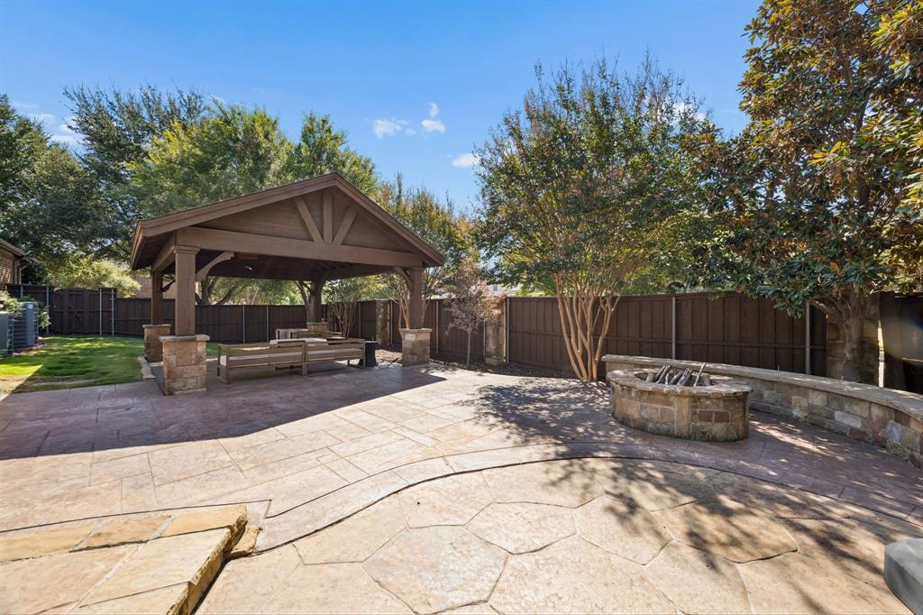 1401 Luckenbach Drive Property Photo 38