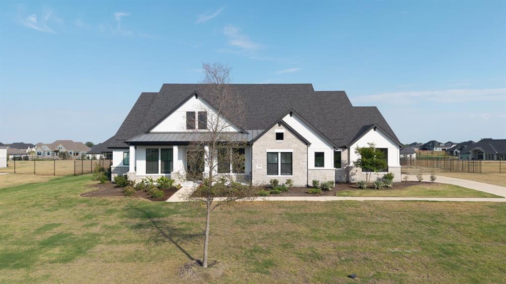 262 Vidrio Drive Property Photo 1