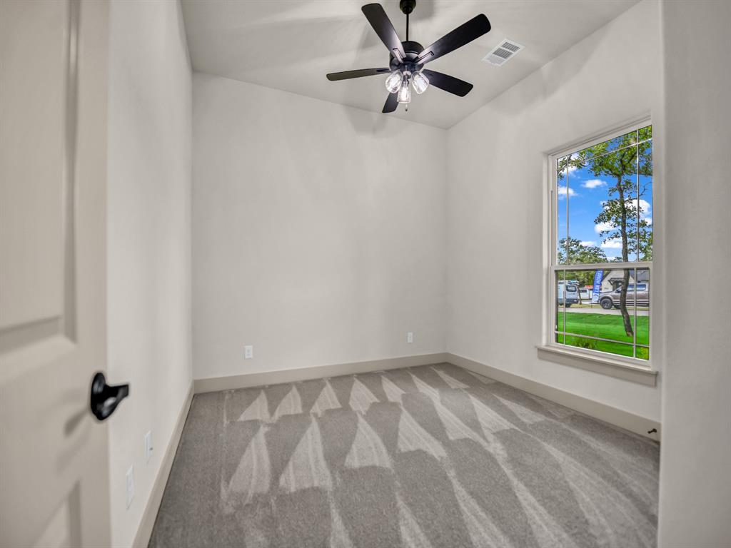 2024 Forest Bridge Drive Property Photo 26