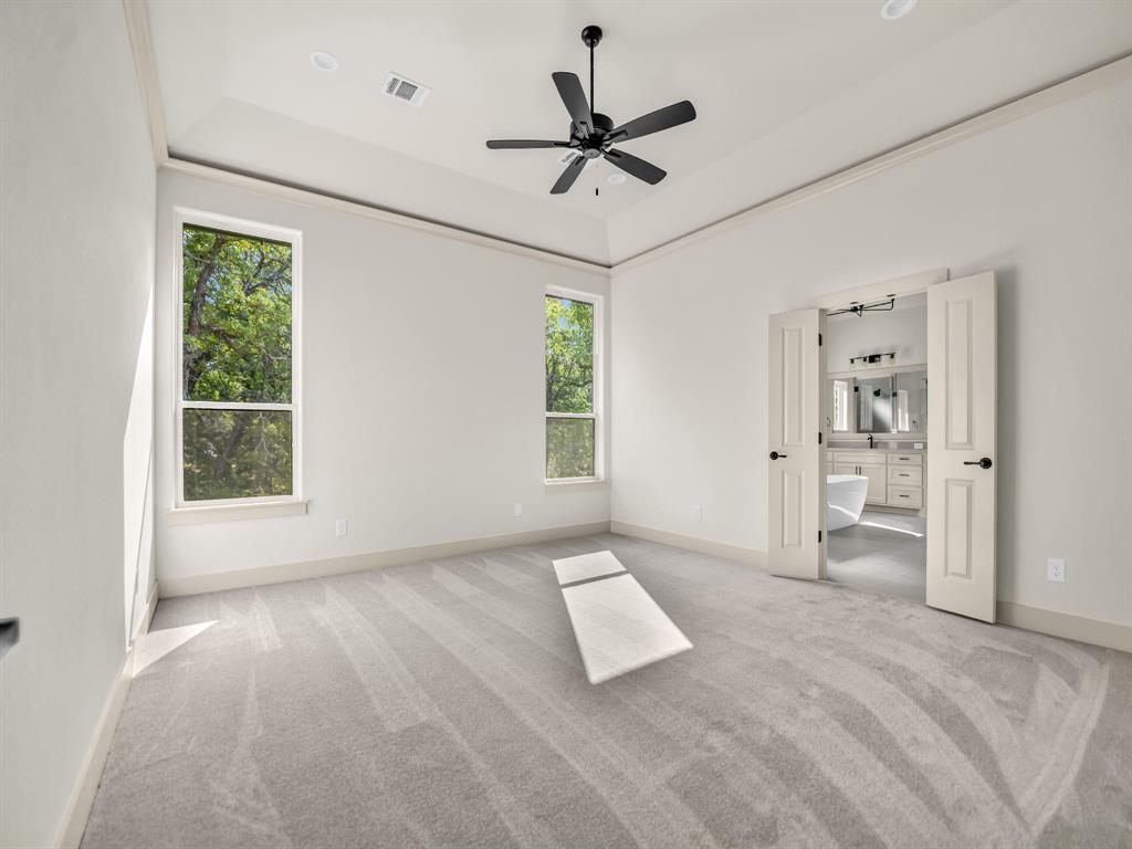 2024 Forest Bridge Drive Property Photo 34