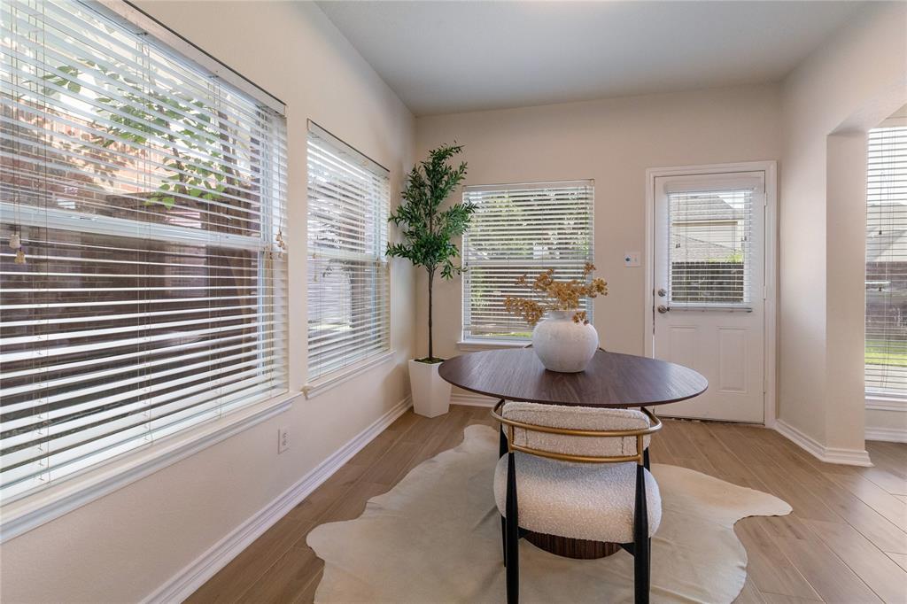 4617 Dwarf Nettle Drive Property Photo 8