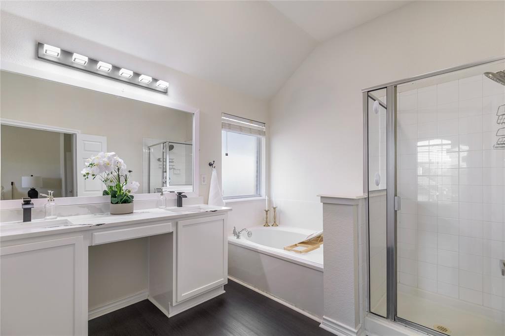 4617 Dwarf Nettle Drive Property Photo 16