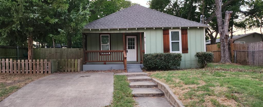 902 Davy Crockett Street Property Photo 2
