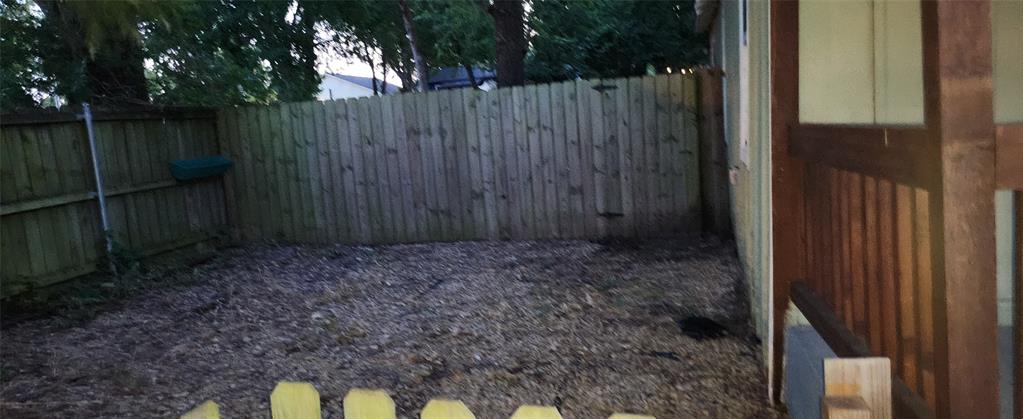 902 Davy Crockett Street Property Photo 23
