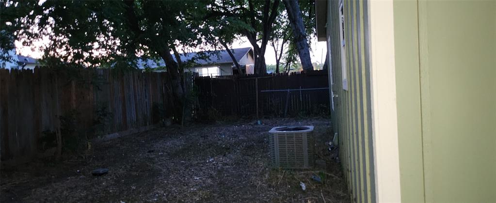 902 Davy Crockett Street Property Photo 26