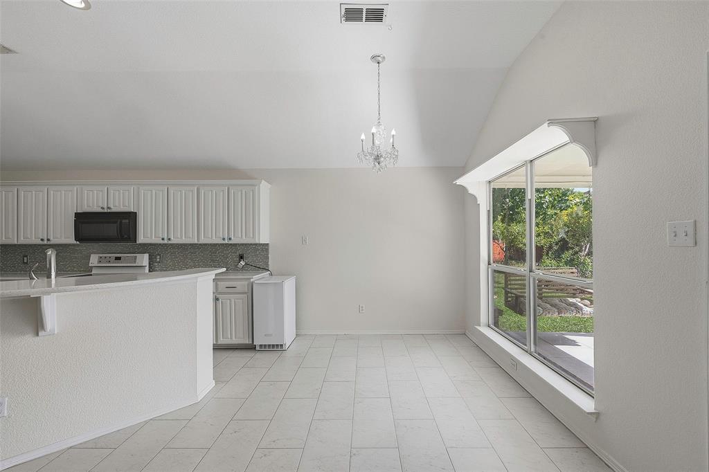 6801 Descanso Gardens Drive Property Photo 10