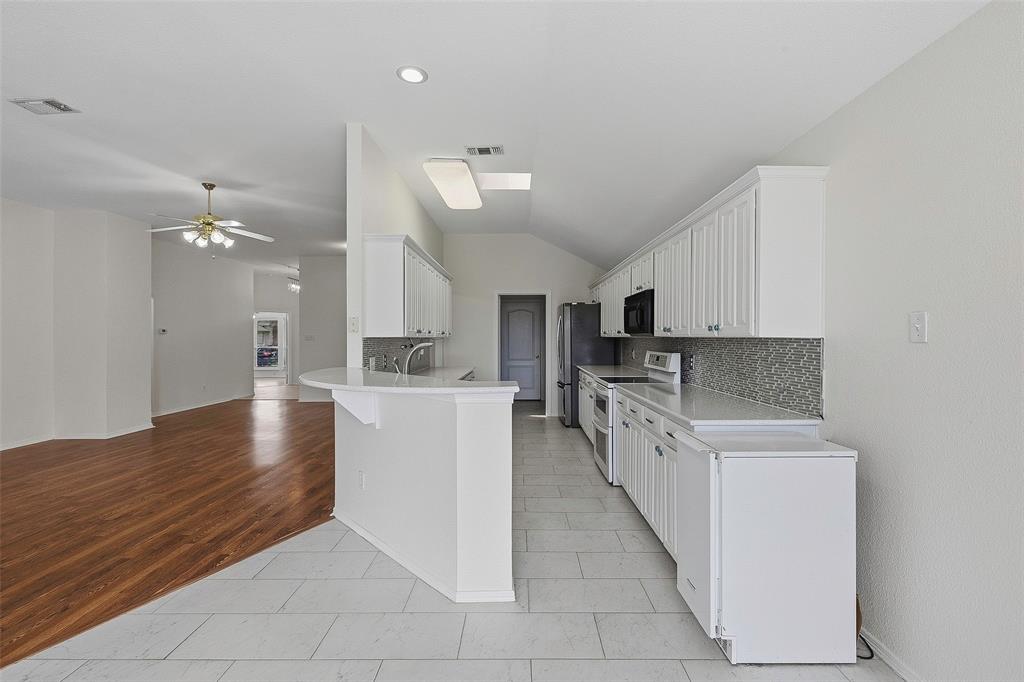 6801 Descanso Gardens Drive Property Photo 11