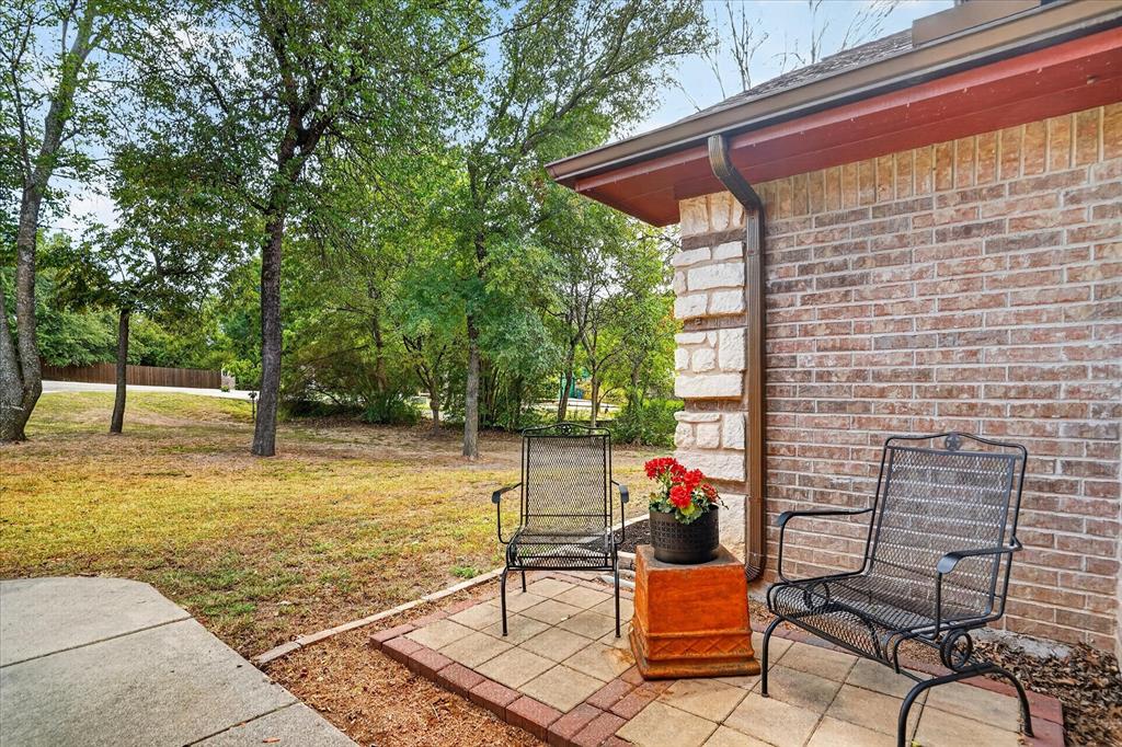 6608 Silver Oak Lane Property Photo 5