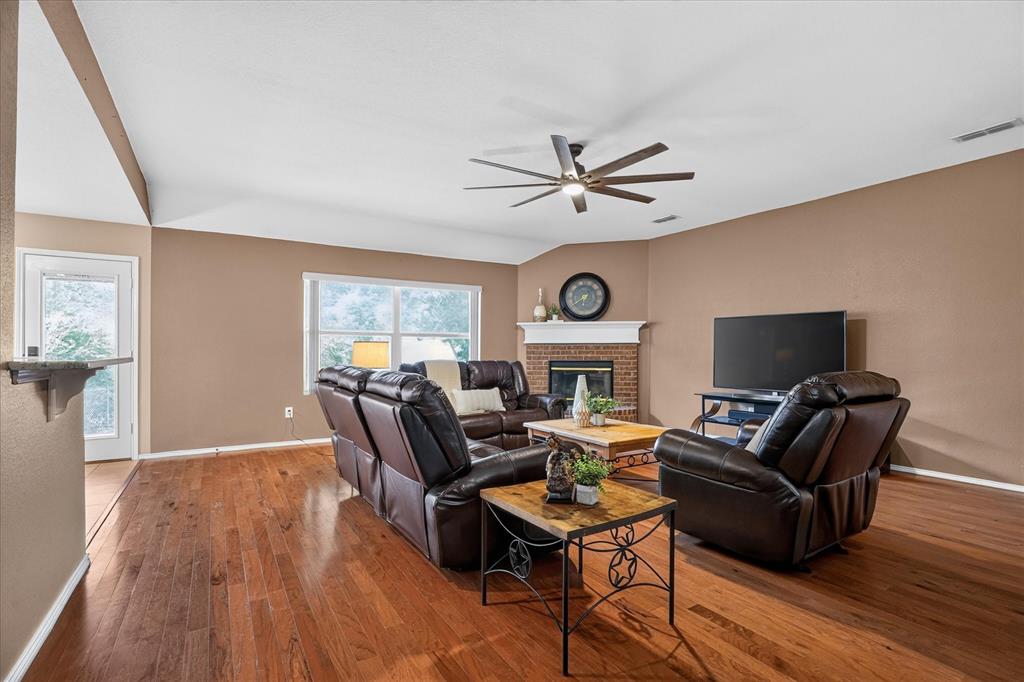 6608 Silver Oak Lane Property Photo 8