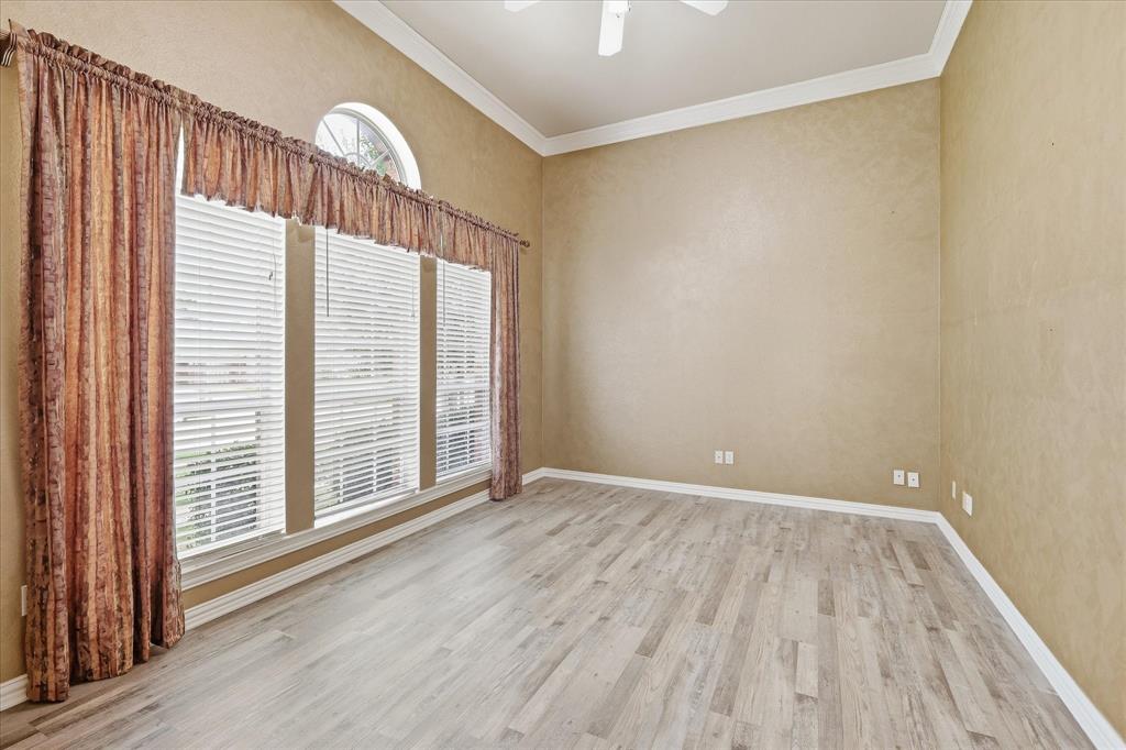 3325 Wilshire Avenue Property Photo 5