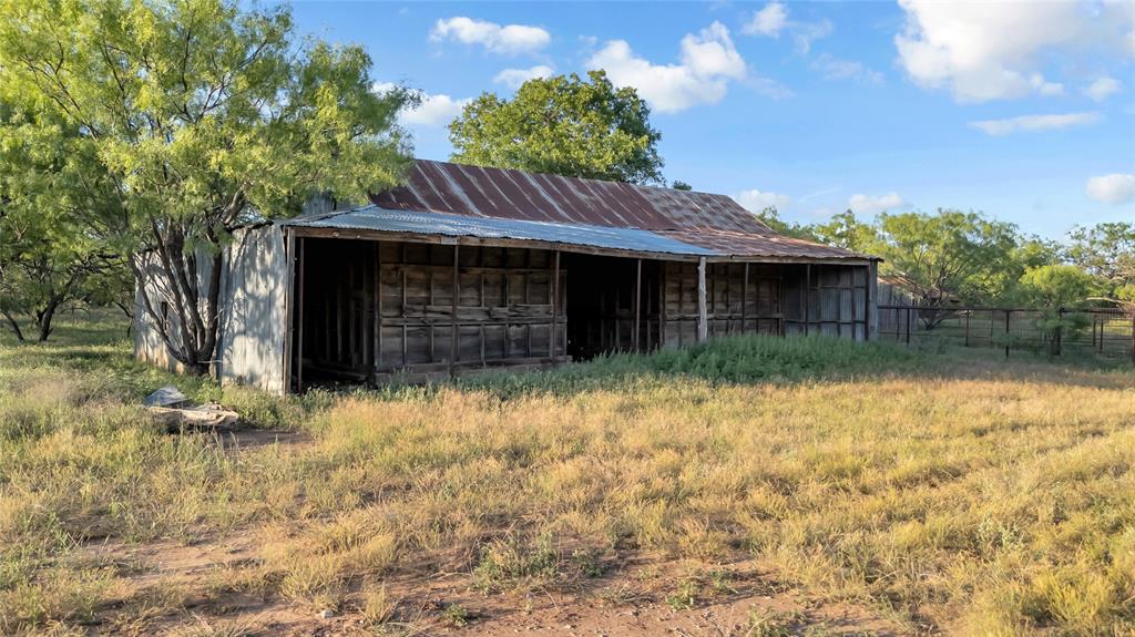 824 Cr 409 Property Photo 16