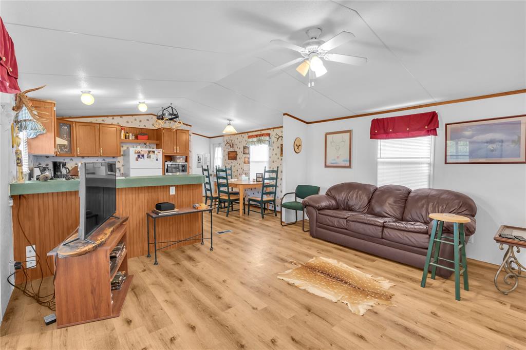 824 Cr 409 Property Photo 29