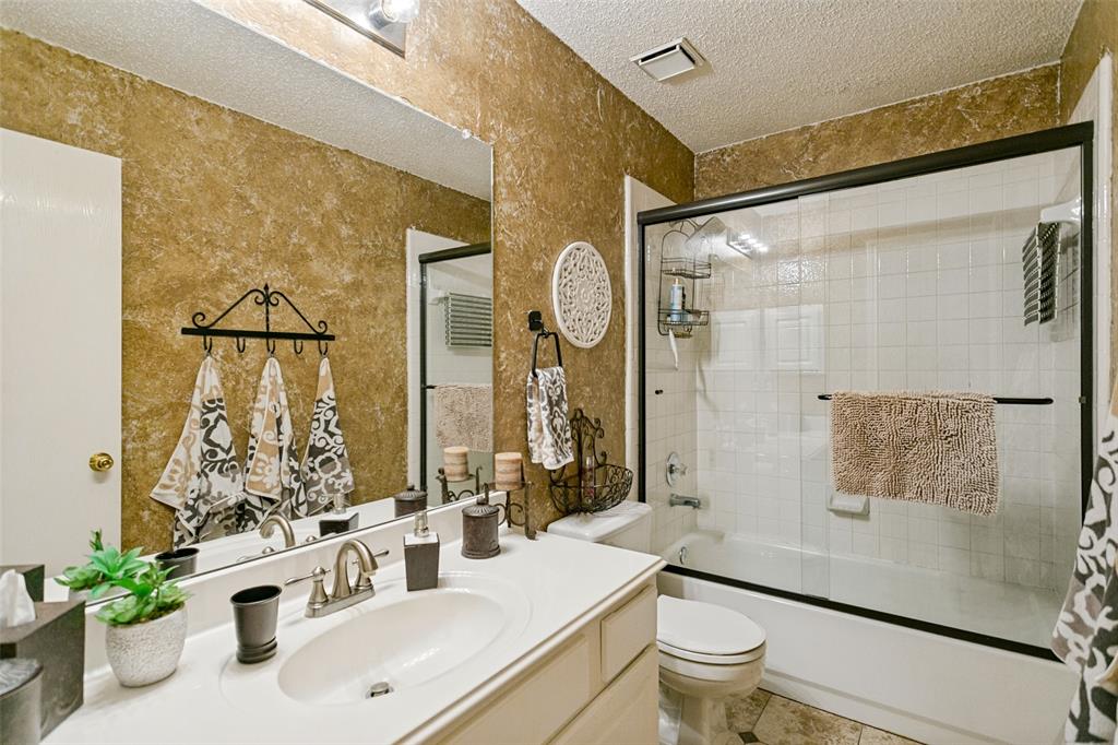 838 Heritage Parkway Property Photo 20