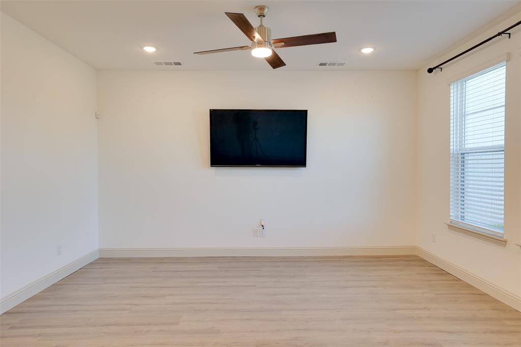 4521 Bishop Street Property Photo 4