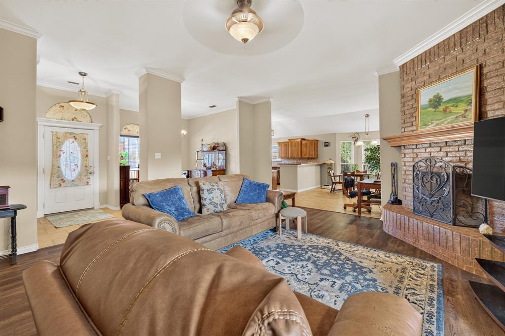 7033 Waterway Lane Property Photo 6