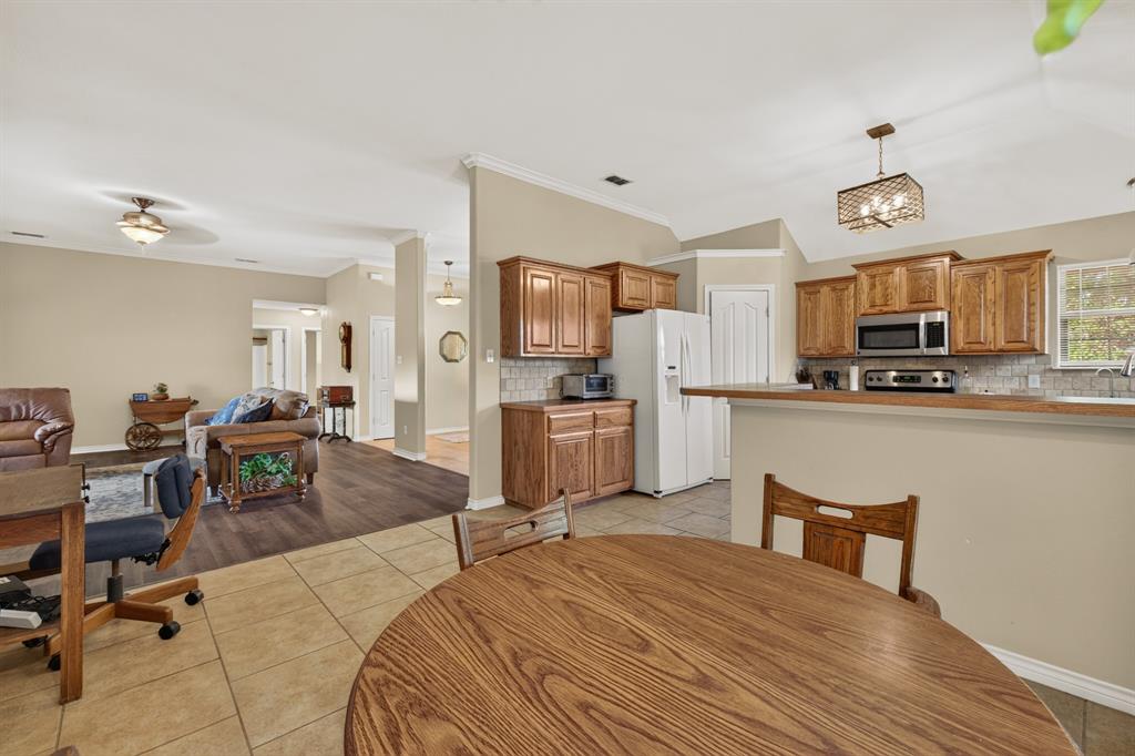 7033 Waterway Lane Property Photo 12
