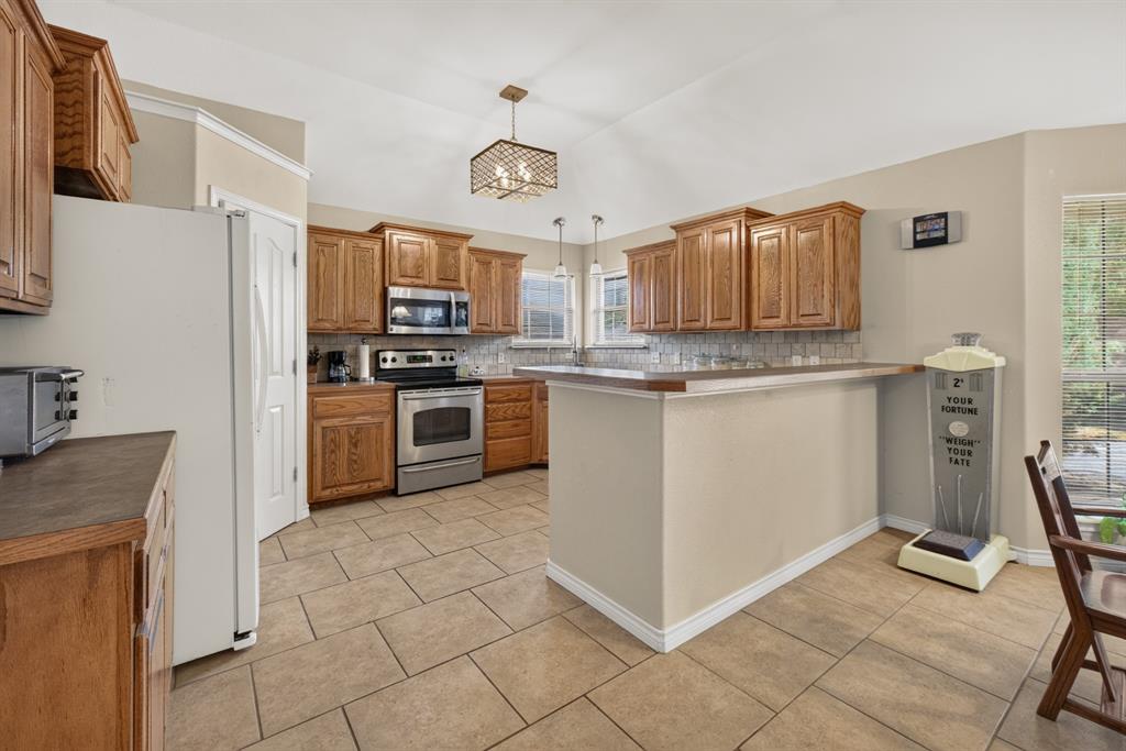 7033 Waterway Lane Property Photo 14