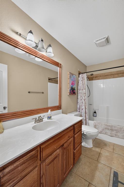 7033 Waterway Lane Property Photo 19