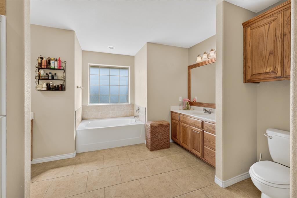 7033 Waterway Lane Property Photo 29